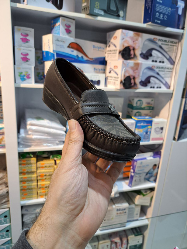 کفش طبی 150 جفت (عمده)